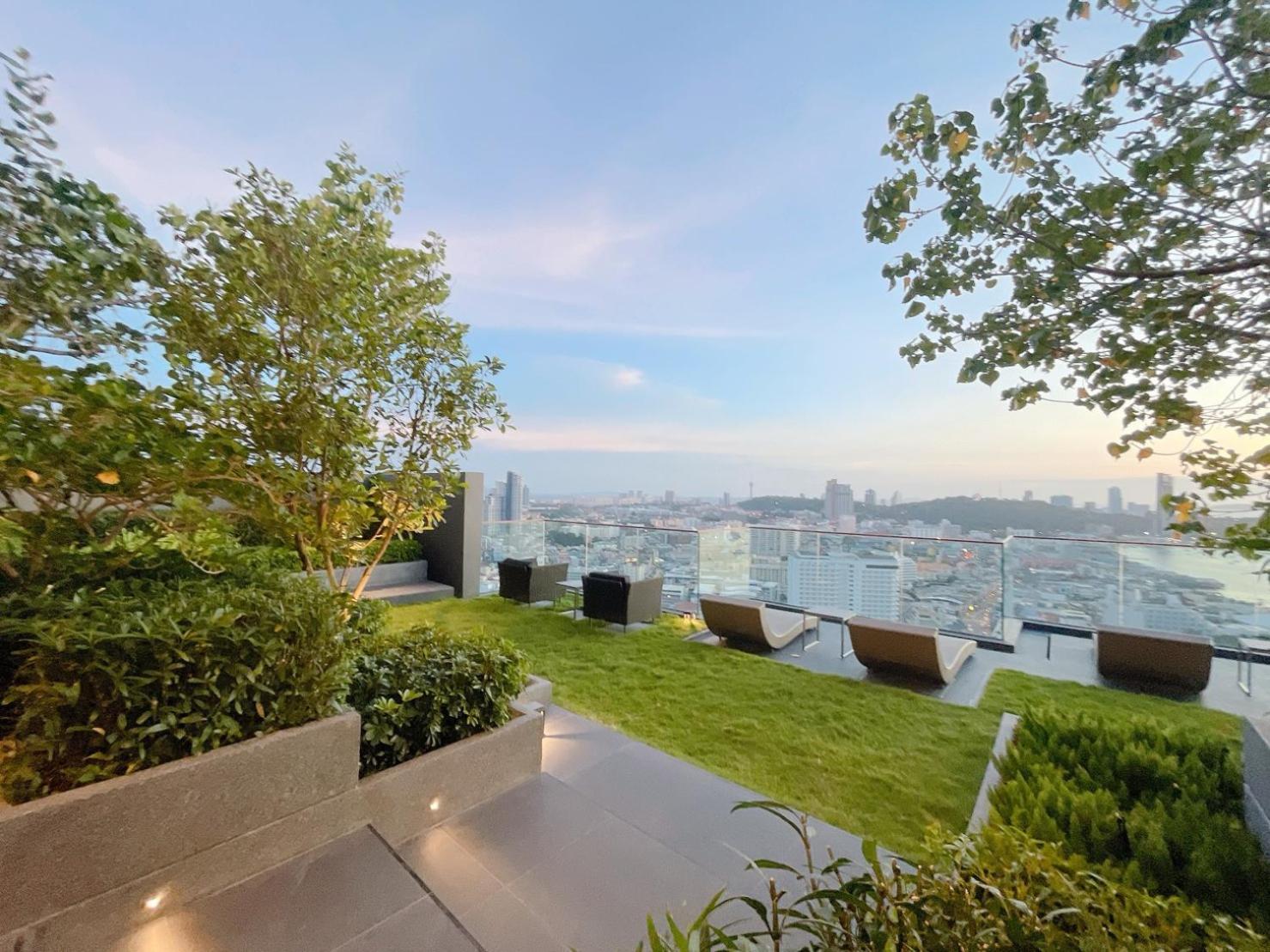 The Edge Central Pattaya Seaview With Infinity Pool & Free Netflix Eksteriør bilde